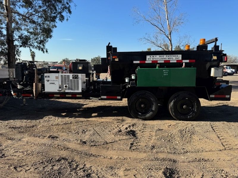 2014 Spaulding 4 Ton Auger Feeder Hot Box Trailer