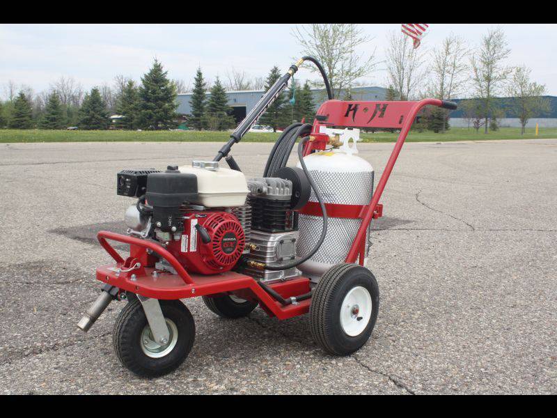 Crack Sealing Kettles